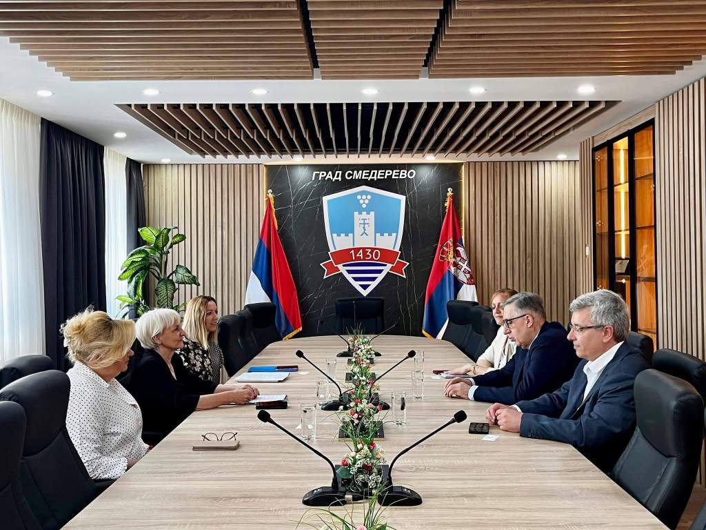 Република Српска даровала Народној библиотеци у Смедереву 300 књига