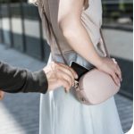 Младић данима пљачкао жене у пешачкој зони — пао након полицијске потере!