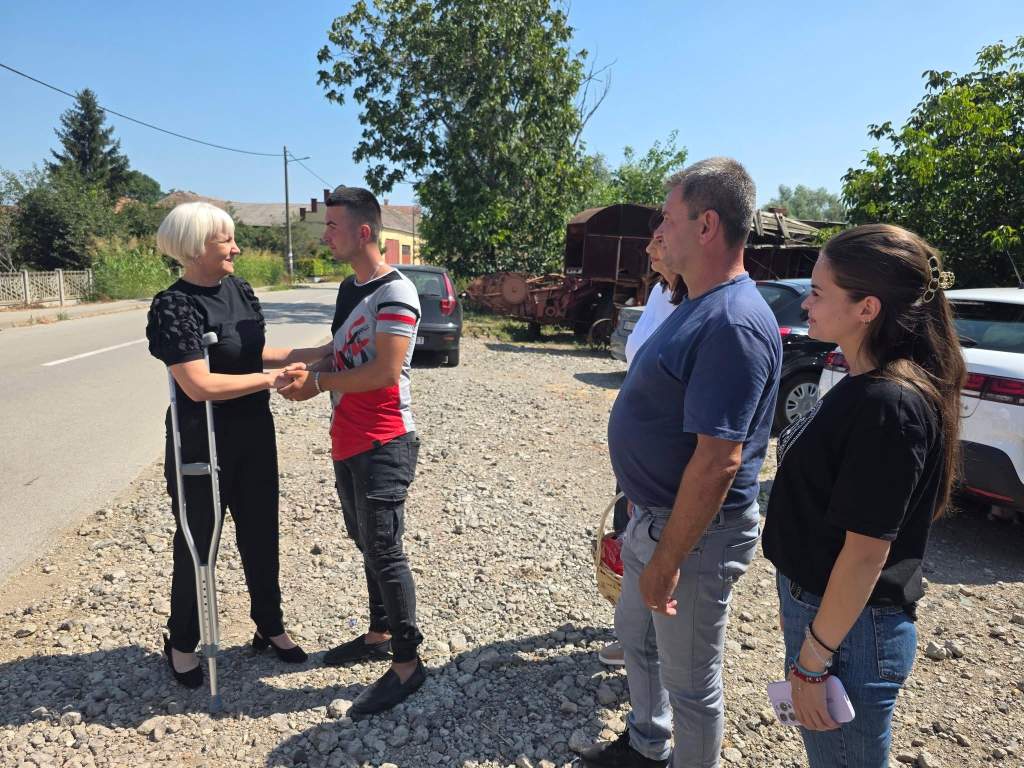 Овако изгледа газдинство младог Симића из Кулича: 65 крава, 50 крмача и 80 хектара под производњом