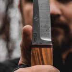 Сукоб у аутобусу замало се завршио трагедијом: седамнаестогодишњак осумњичен за покушај убиства